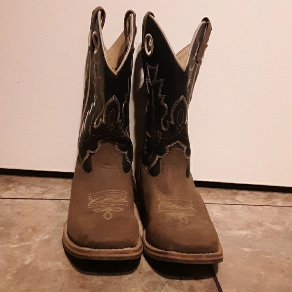 Brown Cowgirl boots